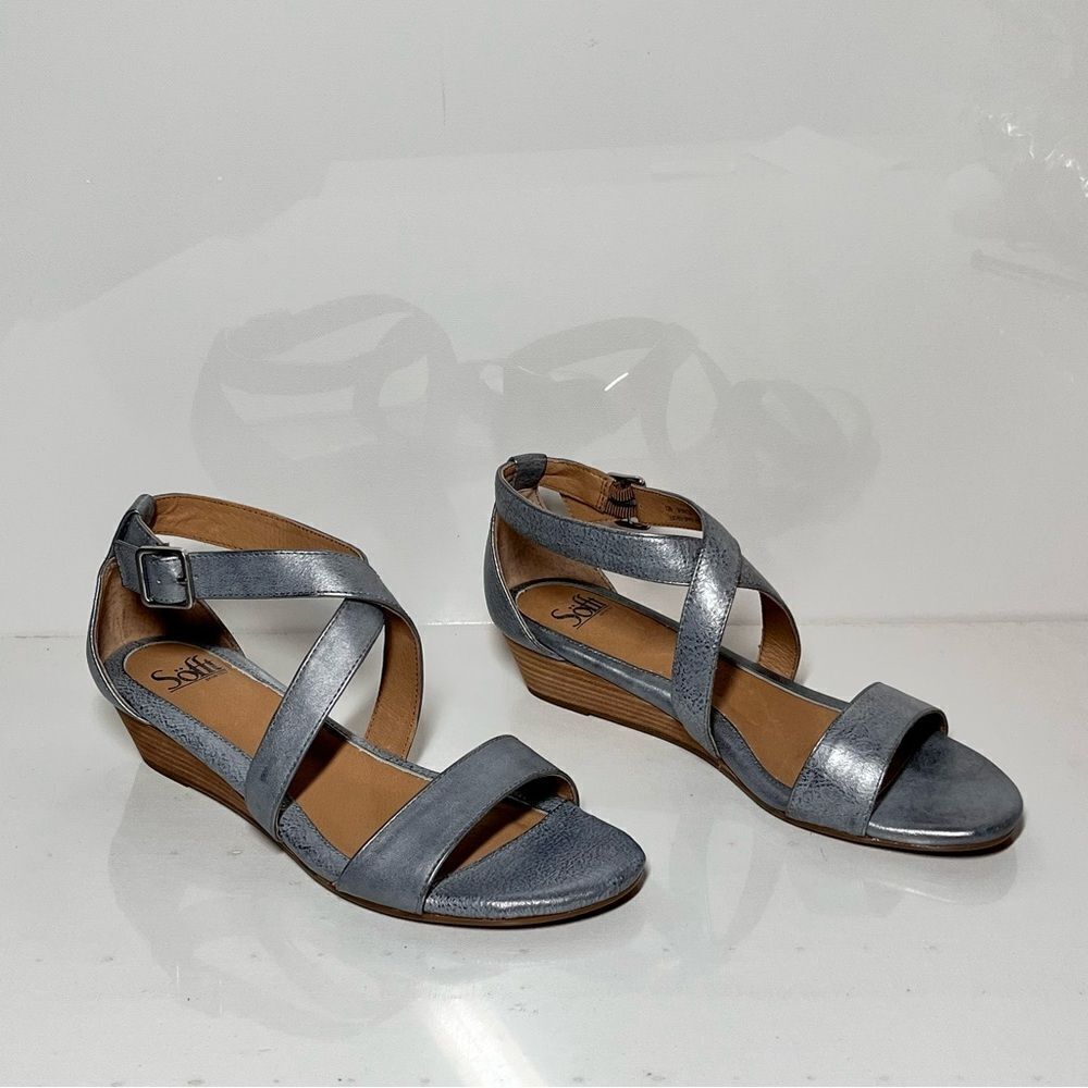 Sofft Innis Wedge Leather Sandal